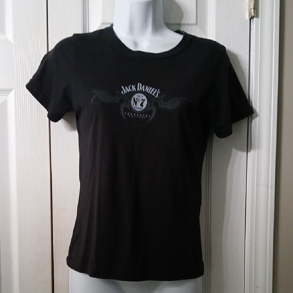 Jack Daniels black short sleeve fitted logo t shirt Sz M EUC